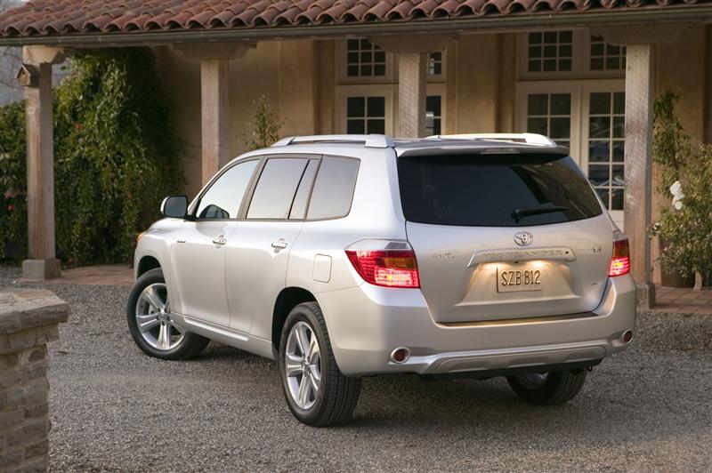 2010-Toyota-Highlander-SUV_Image-0023-800
